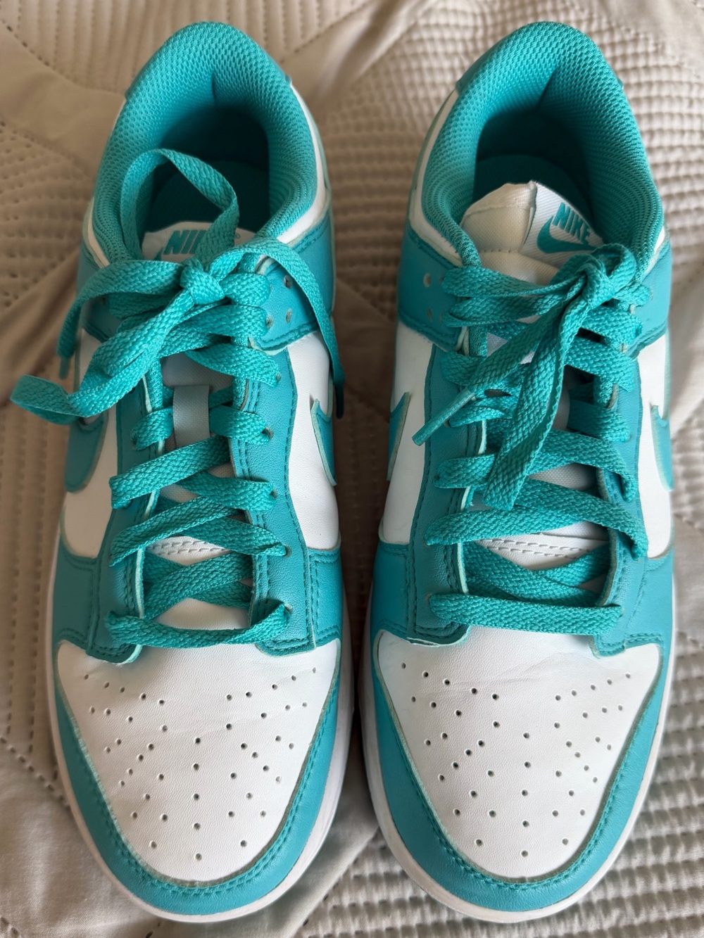 Nike Low-Top Sneakers in Teal and White - Picture 2 of 9
